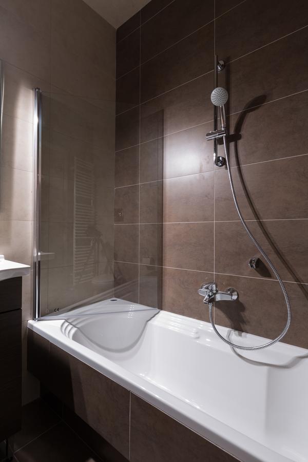 Stylish And Spacious 2Bd - Thiseio By Upstreet Athens Exterior photo